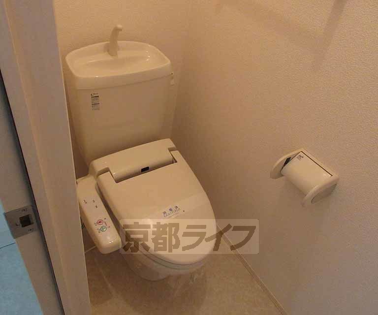 トイレ　清潔感のあるトイレです