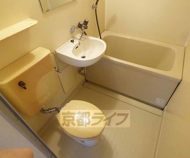 バス・シャワールーム　ユニットバスです。