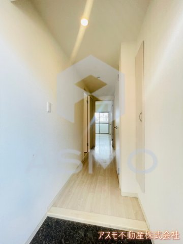 玄関　同マンション別部屋参考写真