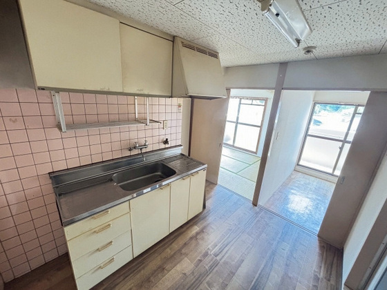 キッチン　※別部屋の写真です