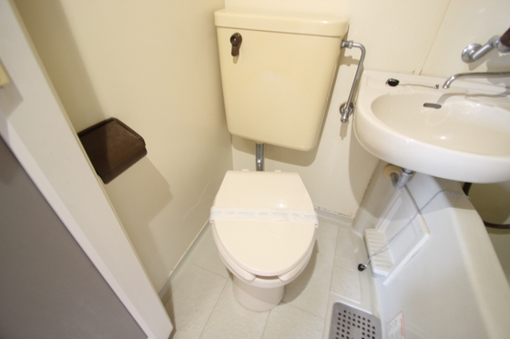 トイレ　※別部屋の写真です