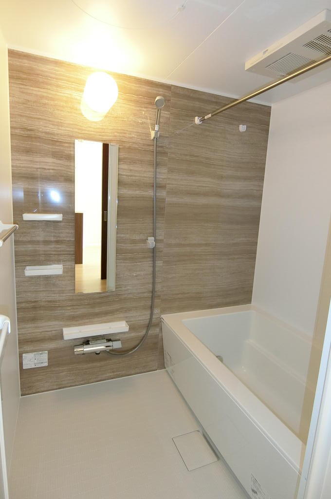 バス・シャワールーム　同型物件の写真です。