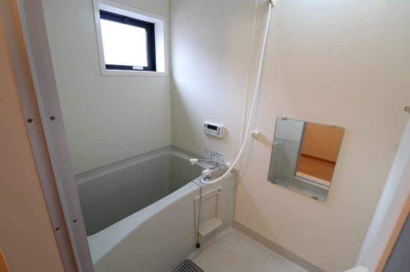 バス・シャワールーム　図面と現状に相違がある場合には現状を優先