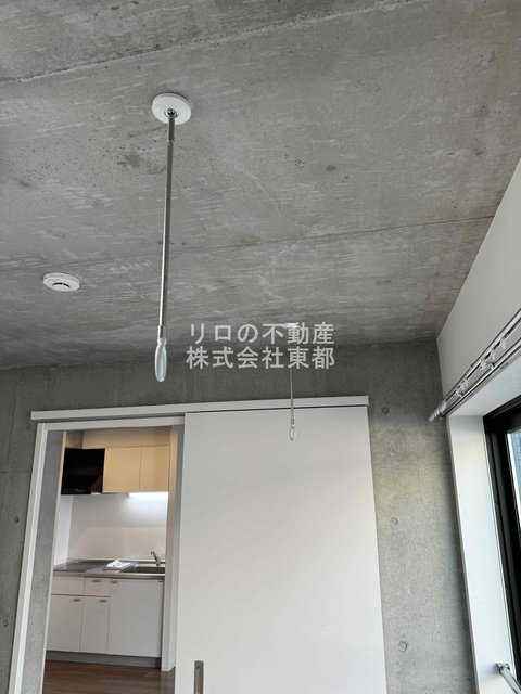 その他設備　室内物干し用金具付！雨の日や梅雨の時期に役立ちます！