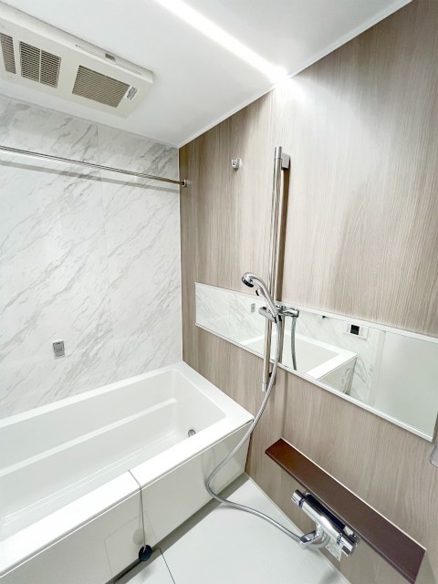 バス・シャワールーム