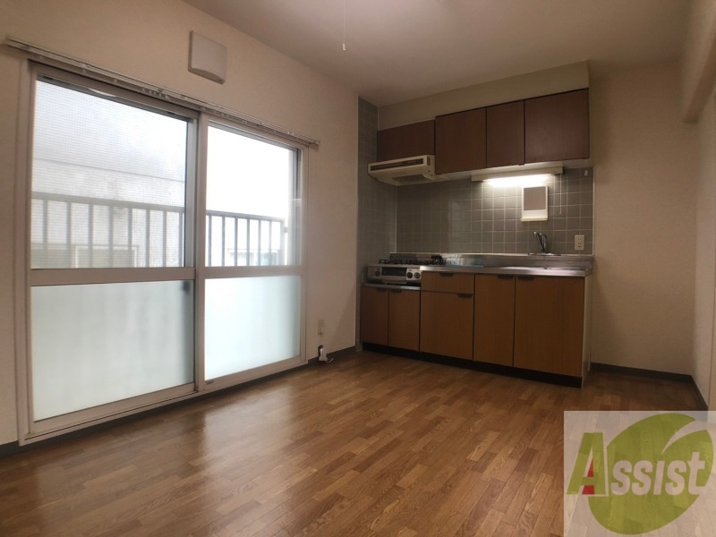 居室・リビング　広くてキレイなお部屋が広がっていて、充実した生活が送れそう。