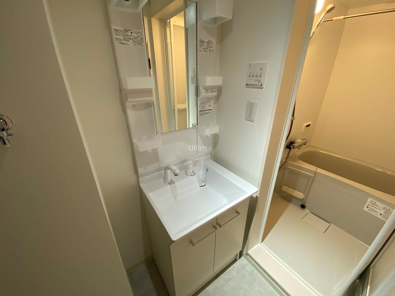 洗面設備　別室の画像です、ご参考までに