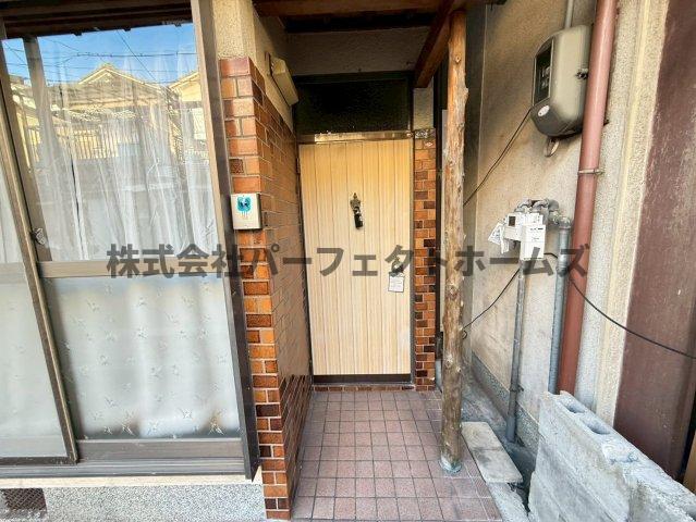 玄関　落ち着いた玄関です