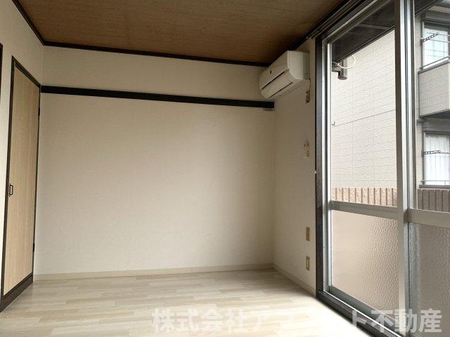 居室・リビング　洋室5.2帖