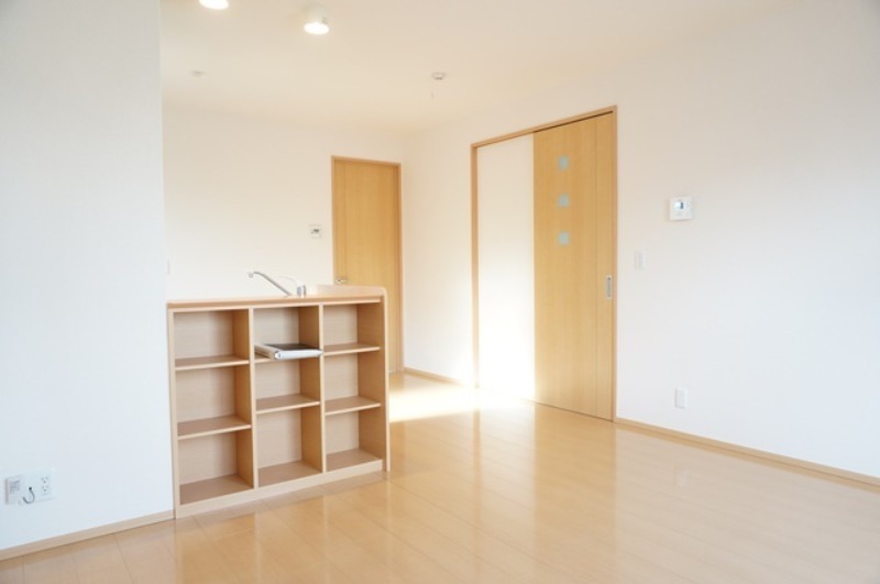 居室・リビング　図面と現状に相違がある場合には現状を優先