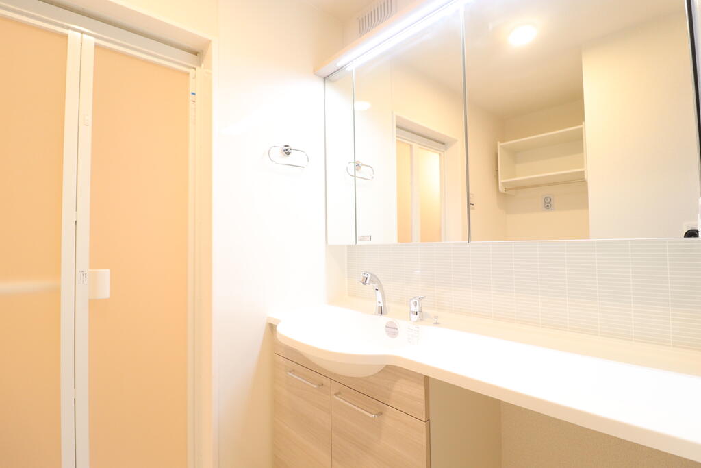 洗面設備　ドレッサー