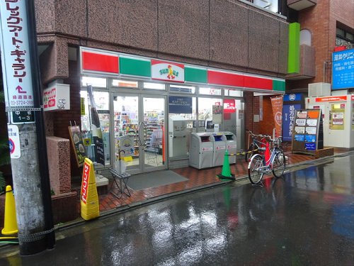 コンビニ　サンクス 学芸大学西口店（コンビニ）まで160m