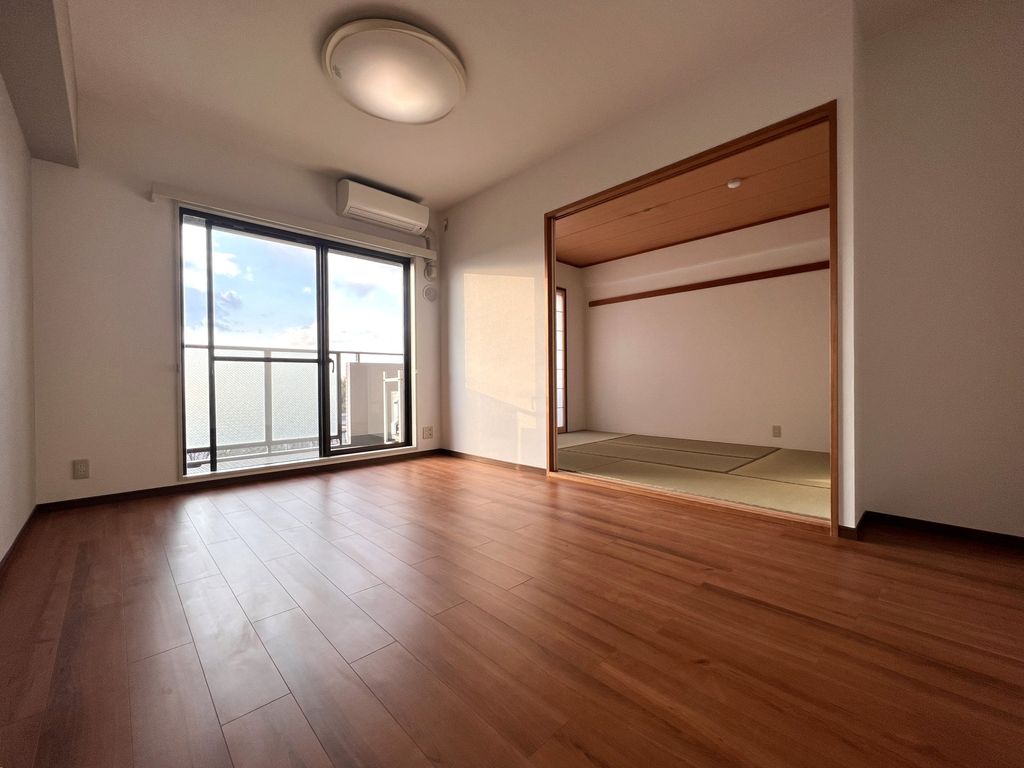 居室・リビング　リビングダイニングキッチン　約１２．１帖