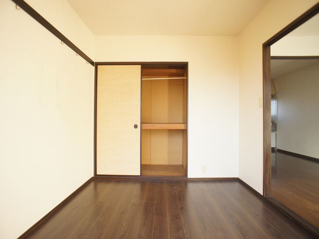 収納　お部屋がスッキリ！充実収納付きです♪