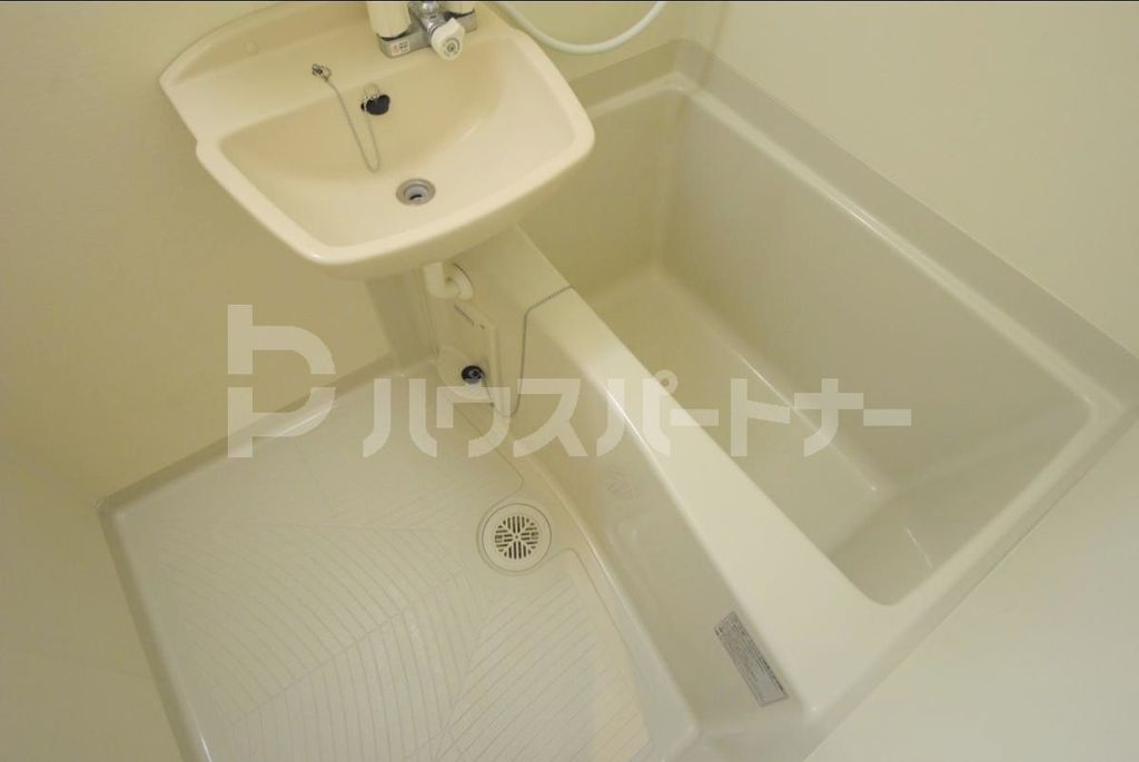 バス・シャワールーム　バス