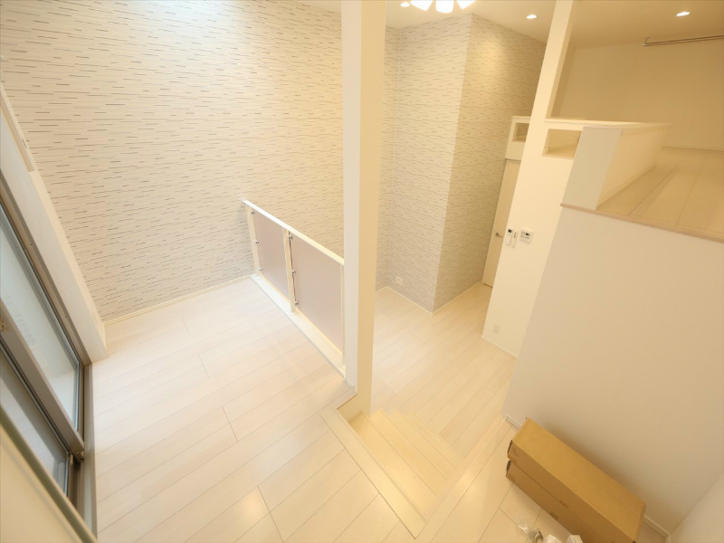 その他部屋・スペース　ＤＫ6帖　洋室4.2帖　ロフト5.5帖　床下ロフト2.6帖