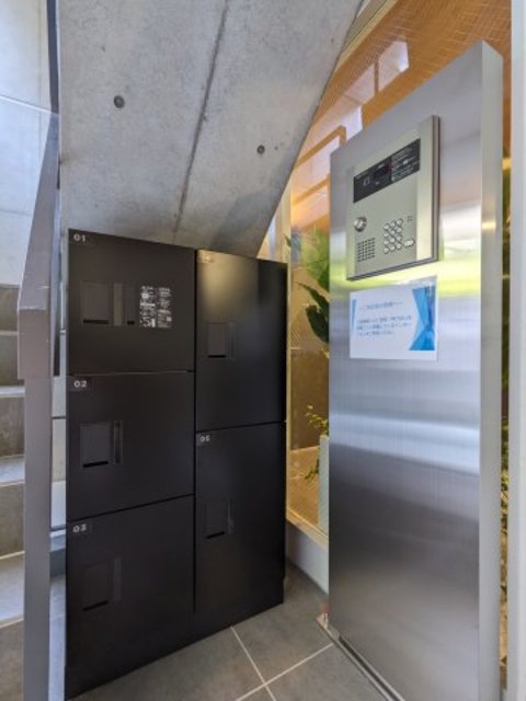 セキュリティ　オートロック完備