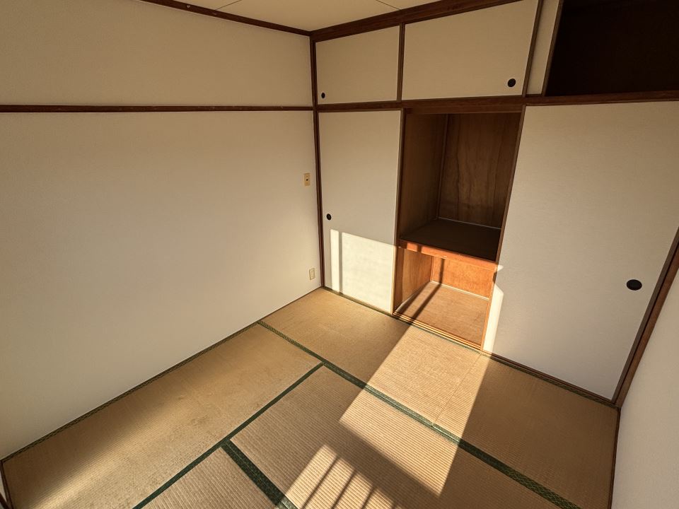 その他部屋・スペース　和室４．５畳（ベランダ側）