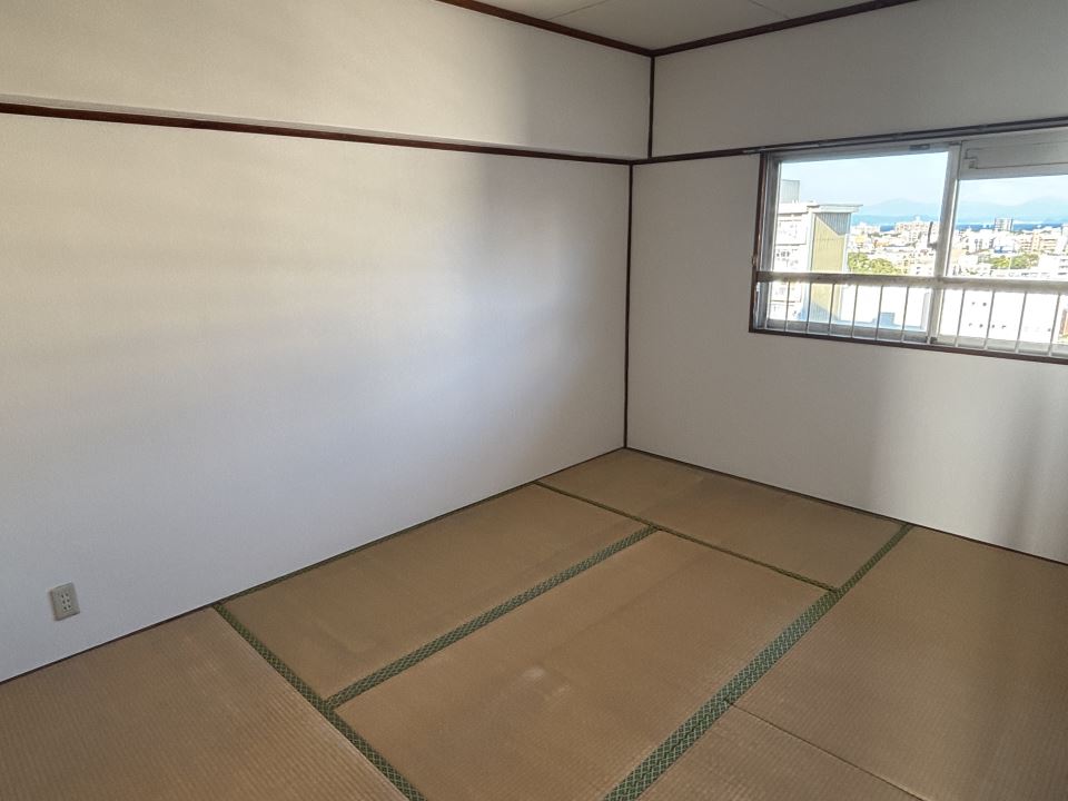 居室・リビング　和室６．０畳（通路側）