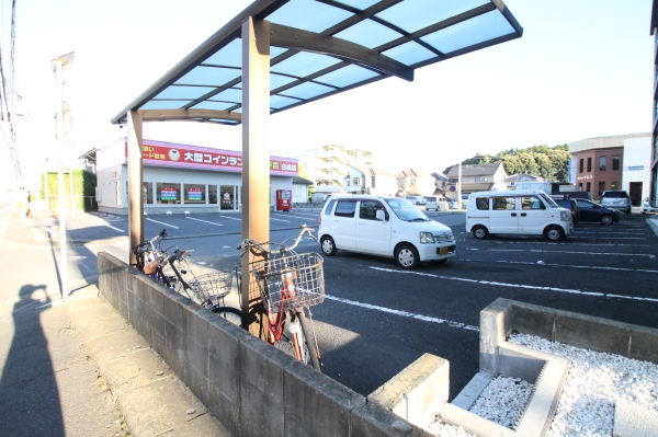 その他　自転車置き場も完備されています。