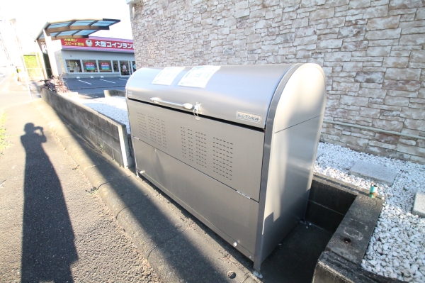 その他共有部分　ゴミが散らかる心配がありません。