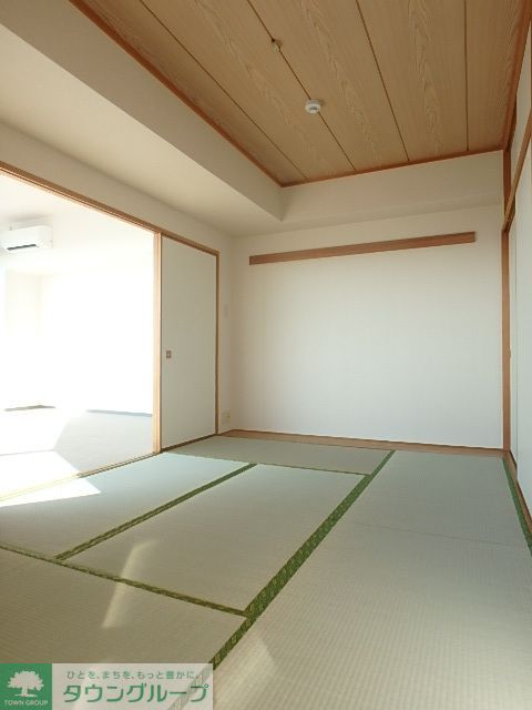 その他部屋・スペース　◆6帖の和室◆収納豊富です◆