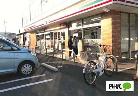 コンビニ　セブンイレブン横浜泉山手台店（コンビニ）まで527m
