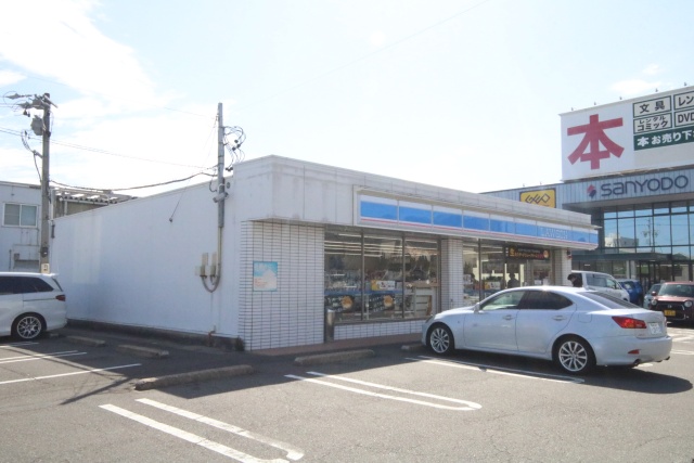 コンビニ　ローソン　中川福船町店（コンビニ）まで500m