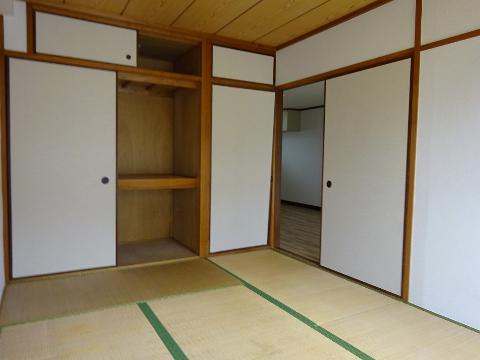 居室・リビング　寝室