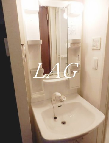 洗面設備　洗面台です。