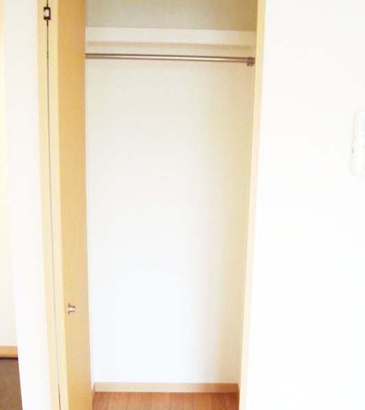 収納　★ハンガーラック付き収納★