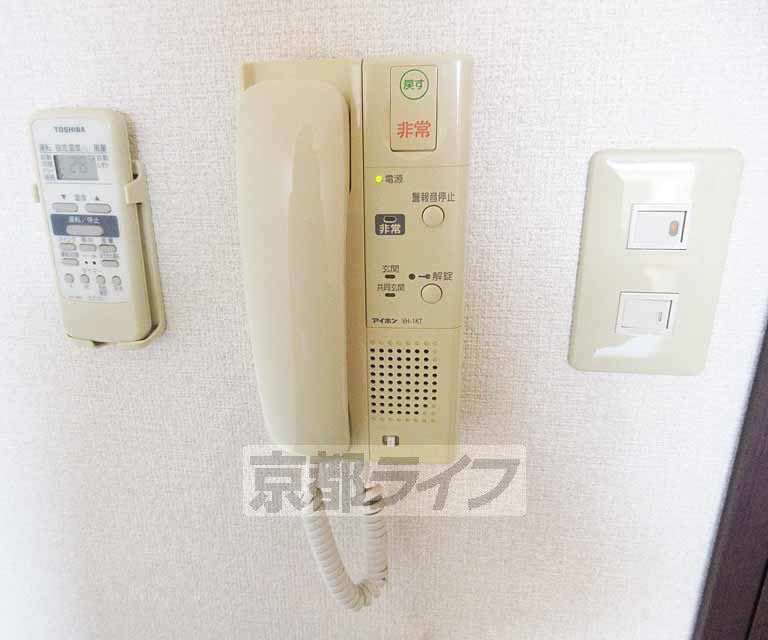 セキュリティ　インターホンつきです・