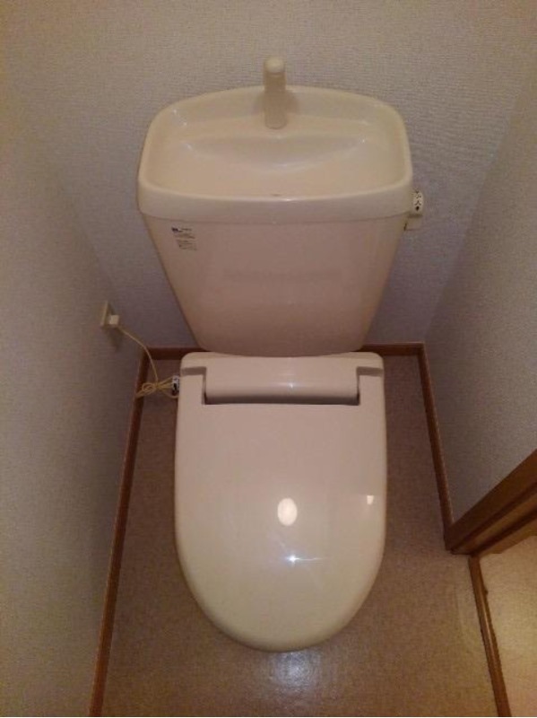 トイレ　図面と現状に相違がある場合には現状を優先