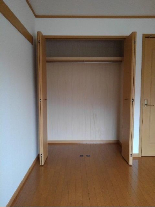 収納　図面と現状に相違がある場合には現状を優先