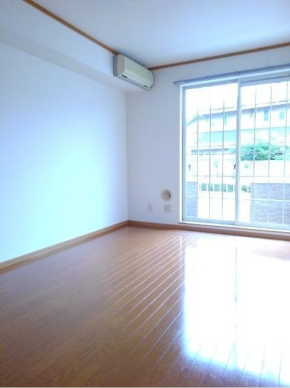 居室・リビング　図面と現状に相違がある場合には現状を優先