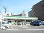 コンビニ　ファミリーマート大供２丁目店（コンビニ）まで79m