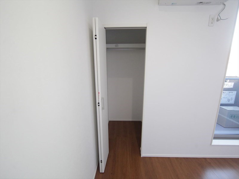 収納　クローゼット（収納スペース充実しています）