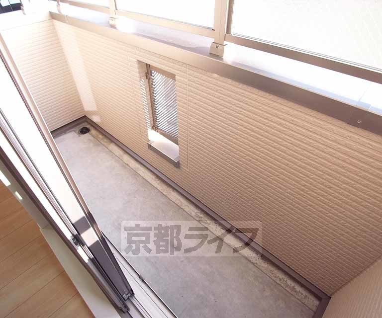 バルコニー　南向きバルコニー