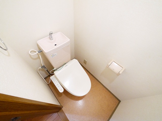 トイレ　トイレもきれいです