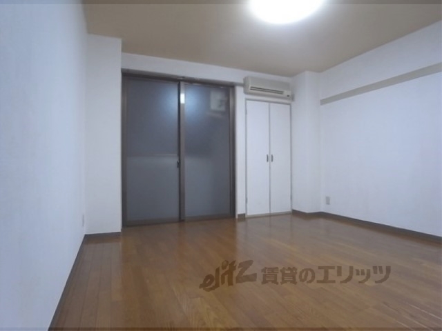 居室・リビング　居室