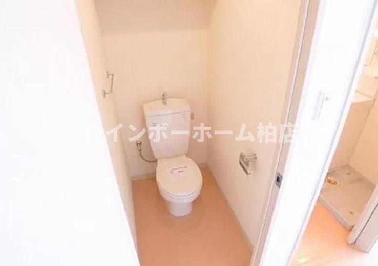 トイレ　トイレもきれいです