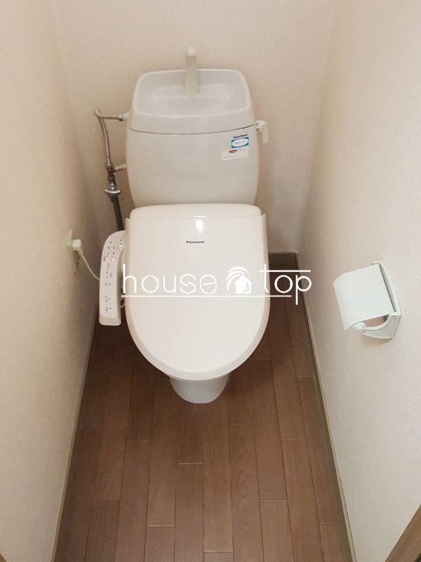 トイレ　バス・トイレ別なのが嬉しいですね♪