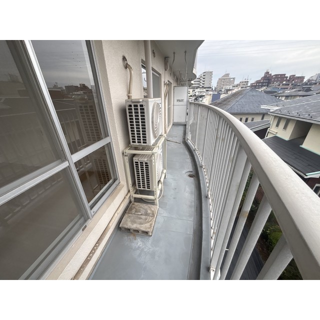 バルコニー　広々としたバルコニーです