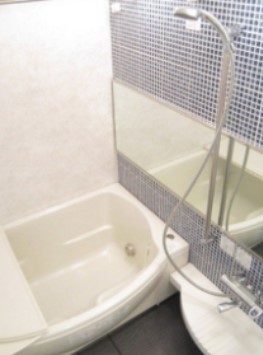 バス・シャワールーム　きれいなお風呂です