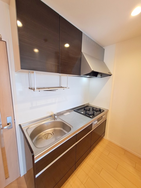 キッチン　★3口グリル付きシステムキッチン★別号室のお写真です