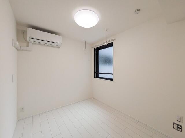 居室・リビング　ゆったり過ごせる居間です