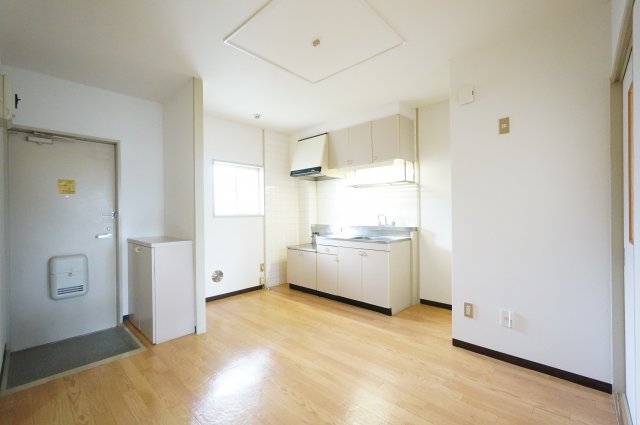 居室・リビング　※同タイプの写真です。