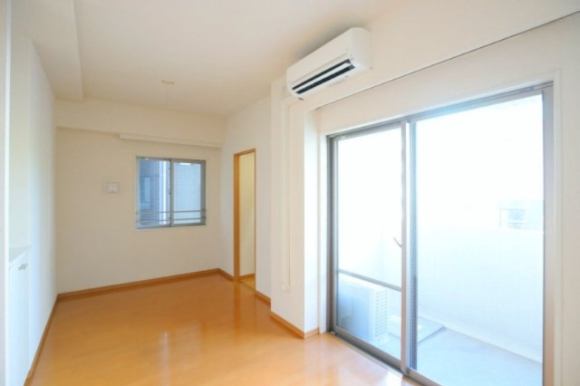 居室・リビング　別部屋参考写真