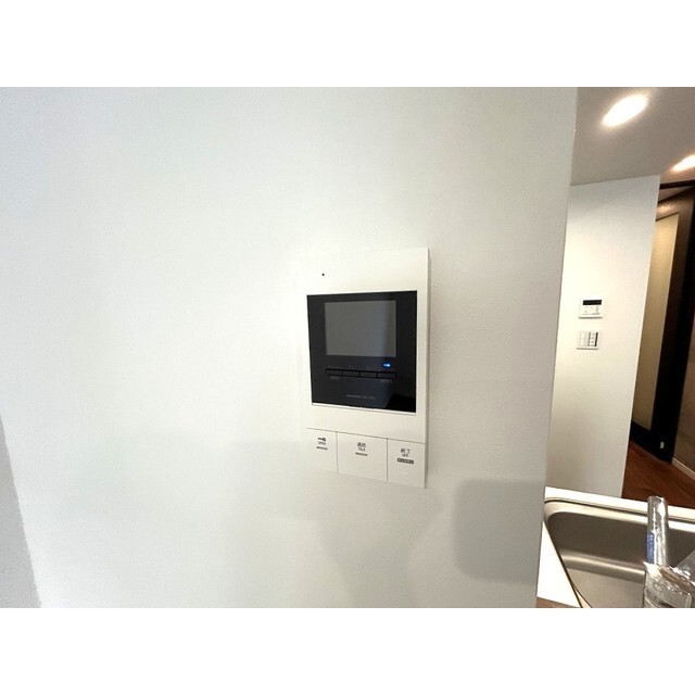 玄関　下駄箱あり