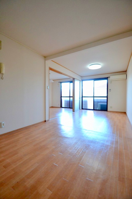 居室・リビング　向洋周辺の賃貸情報はシティホーム海田センターへお任せください